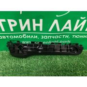 Крепление заднего бампера левое для Toyota Aqua 2014-2017 новое