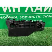 Крепление переднего бампера левое для Toyota Aqua 2014-2017 новое