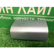 Заглушка бампера (буксировочного крюка) Toyota Rush / Be-Go J210E, цвет серебристый S28, новая!