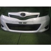 Бампер передний Toyota Vitz NSP135, 2010-2014 г, белый 040
