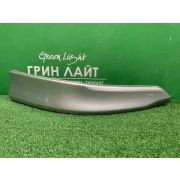Клык правый переднего бампера для Toyota Corolla Fielder NZE144, 2008-2012 г, серебристый 1F7, БУ