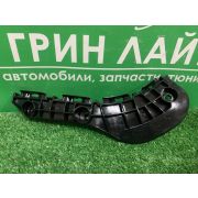 Крепление переднего бампера правое RH для Toyota Corolla Axio / Corolla Fielder NZE144, 2006-2012 г, Оригинал, новое